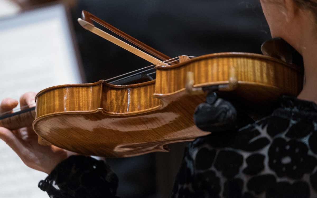 Julian Rachlin Named Royal Liverpool Phil New Artist-In-Residence