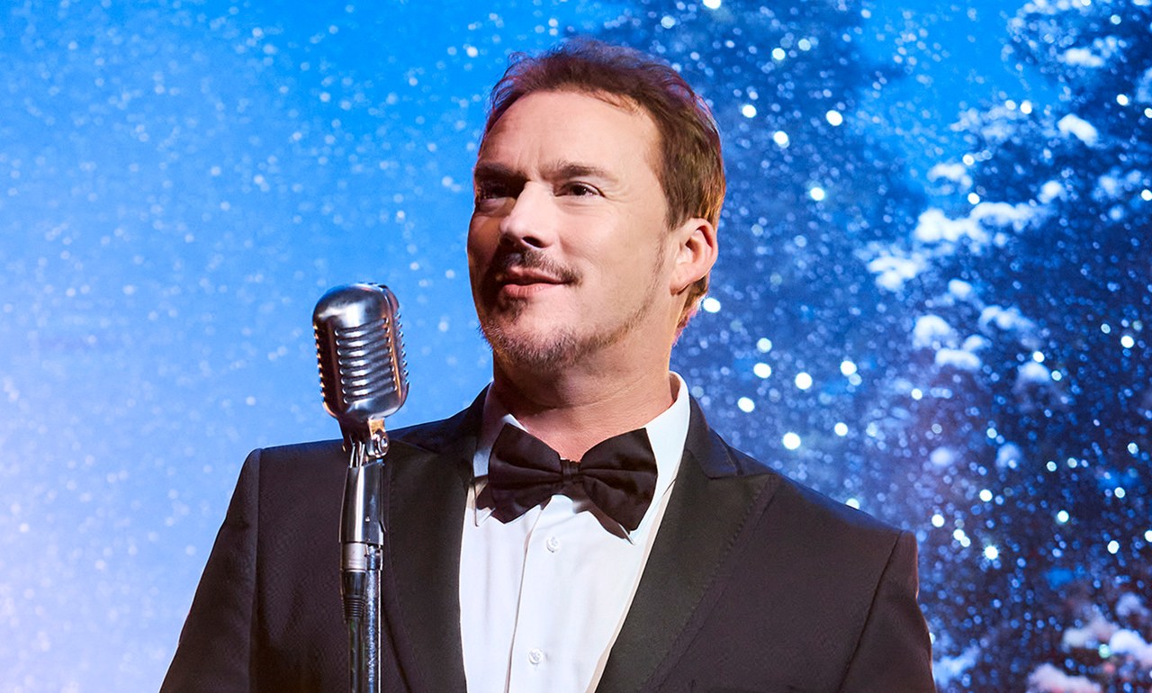 Christmas With Russell Watson